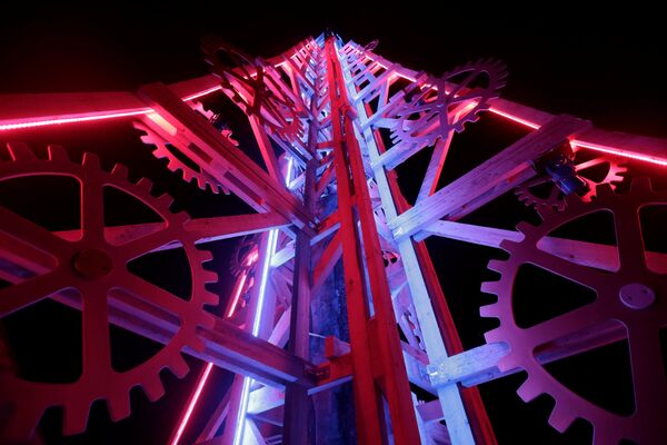 Механическая елка в Раквере Механическая елка в Раквере - Sputnik Латвия