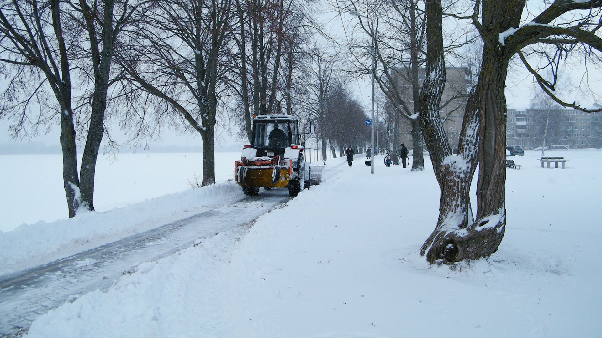 Снег на набережной Риги - Sputnik Латвия, 1920, 10.02.2024