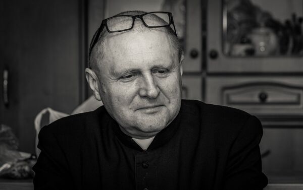 Tēvs Antonijs Badura. Polis, Svētās Dievmātes Dzimšanas draudzes mācītājs, Ačinska - Sputnik Latvija
