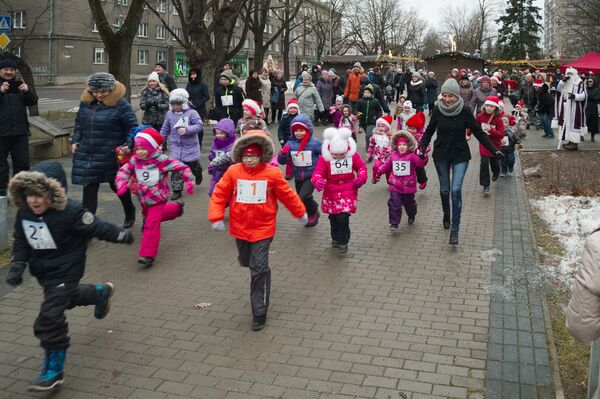 Забег малышей в Нарве - Sputnik Латвия