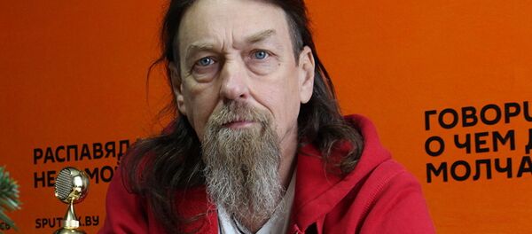 Пилот гражданской авиации с 20-ти летним стажем Алексей Одаренко - Sputnik Латвия