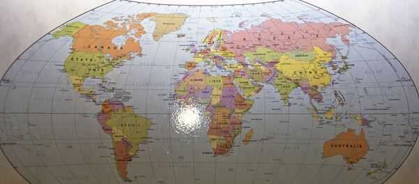 Политическая карта мира в здании штаб-квартиры НАТО в Брюсселе Политическая карта мира в здании штаб-квартиры НАТО в Брюсселе - Sputnik Латвия