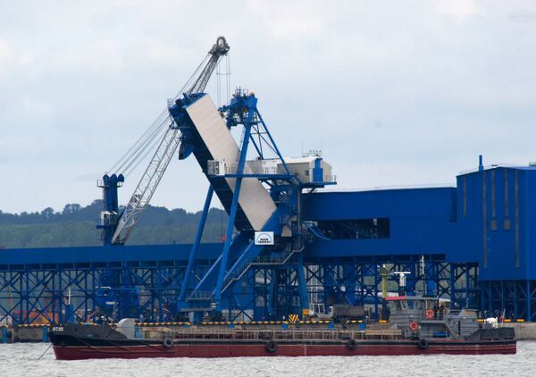 Морской порт Усть-Луга Морской порт Усть-Луга - Sputnik Латвия