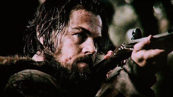 Актер Ди Каприо в фильме Выживший - Sputnik Латвия