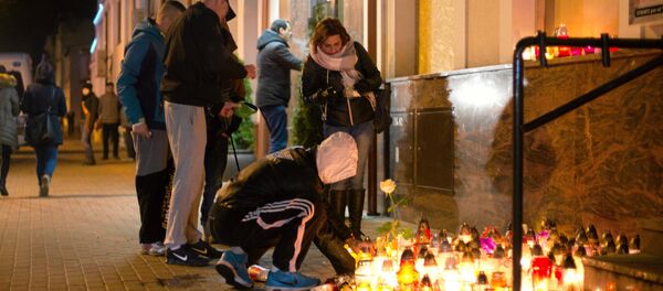 Jaungada naktī pie kafejnīcas Prince Kebab sākās kautiņš, kura rezultātā tika nogalināts 21 gadu vecs vietējais iedzīvotājs Jaungada naktī pie kafejnīcas Prince Kebab sākās kautiņš, kura rezultātā tika nogalināts 21 gadu vecs vietējais iedzīvotājs - Sputnik Latvija