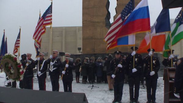 Гимн РФ в исполнении американцев – в США почтили память жертв крушения Ту-154 - Sputnik Латвия