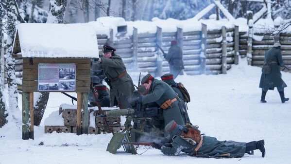 Немцы обороняются от наступающих латышских стрелков - Sputnik Латвия
