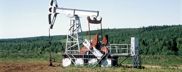 Нефтяная качалка Нефтяная качалка - Sputnik Latvija
