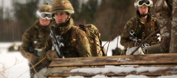 Военные во время учений - Sputnik Латвия