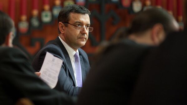 Русофобия, небрезгливость и универсальность: как остаться у власти в Латвии Русофобия, небрезгливость и универсальность: как остаться у власти в Латвии - Sputnik Латвия