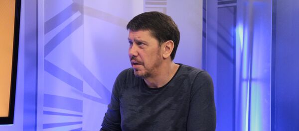 Журналист Олег Лурье - Sputnik Латвия