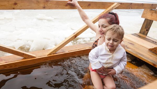 Праздник Крещения Господня в Риге - Sputnik Латвия