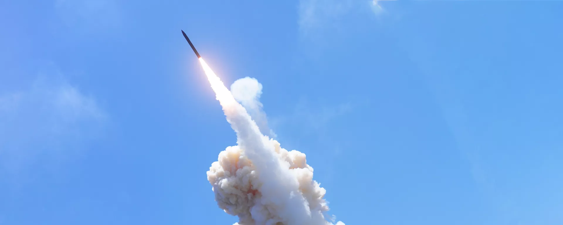 Запуск баллистической ракеты - Sputnik Latvija, 1920, 02.08.2021