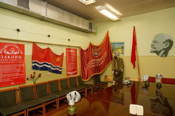 Комната-музей с экспонатами советской эпохи - Sputnik Латвия