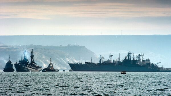 Krievijas Melnās jūras flotes kuģi - Sputnik Latvija