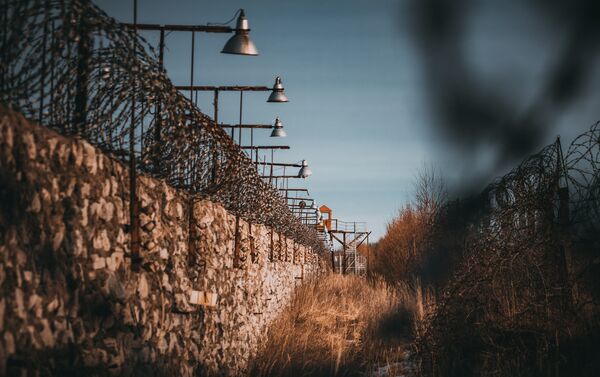 Затопленная тюрьма в карьере Румму в Эстонии - Sputnik Латвия