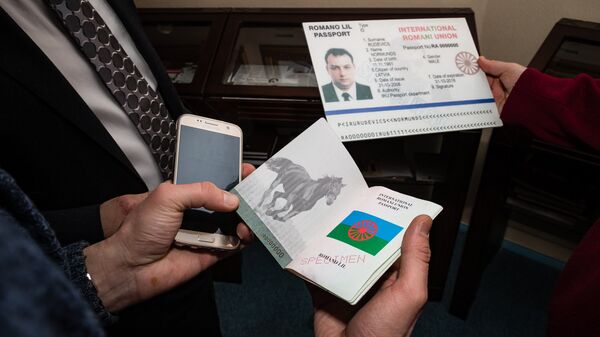 Ромский паспорт Ромский паспорт - Sputnik Латвия