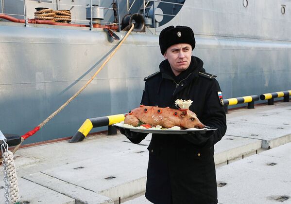Торжественная встреча большого десантного корабля Александр Шабалин - Sputnik Латвия