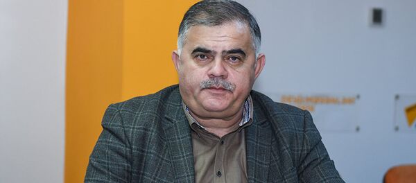 Политолог Арзу Нагиев - Sputnik Латвия