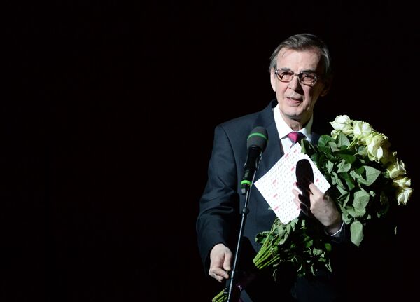 Президент ассоциации Золотая маска Георгий Тараторкин Президент ассоциации Золотая маска Георгий Тараторкин - Sputnik Латвия