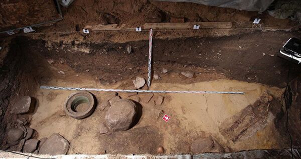 Останки, обнаруженные на горе Гедиминаса в Вильнюсе - Sputnik Латвия