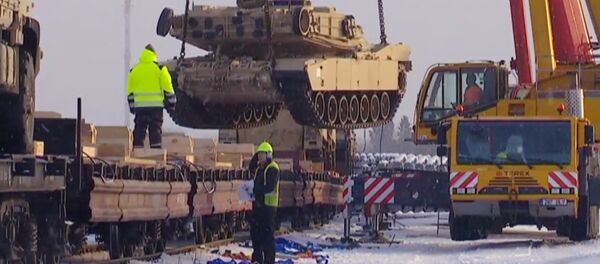 Американская военная техника в Эстонии - Sputnik Латвия