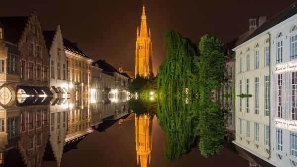 Центр Западной Фландрии, бельгийский город Брюгге - Sputnik Latvija
