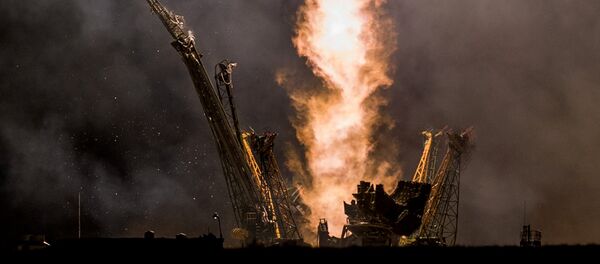 Raķetes starts kosmodromā. Foto no arhīva Raķetes starts kosmodromā. Foto no arhīva - Sputnik Latvija