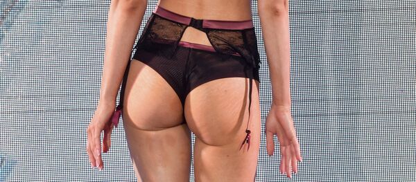 Apakšveļas izstāde Lingerie Show-Forum Apakšveļas izstāde Lingerie Show-Forum - Sputnik Latvija