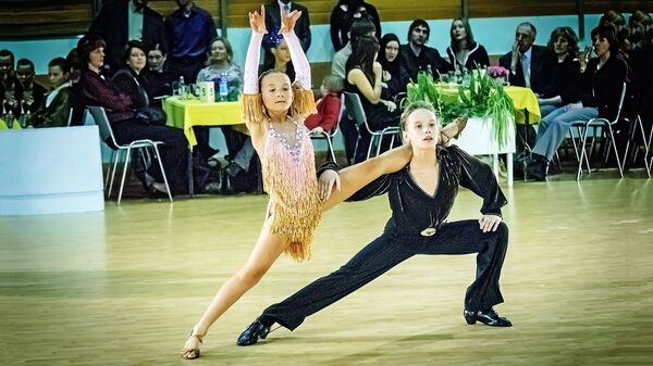 Спортивные танцы. Архивное фото Спортивные танцы. Архивное фото - Sputnik Латвия