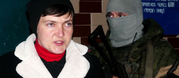 Надежда Савченко приехала в ДНР для встречи с пленными силовиками - Sputnik Латвия