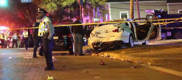 Наезд на толпу людей в Новом Орлеане - Sputnik Латвия