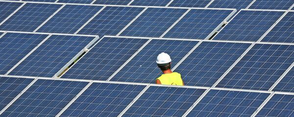 Saules enerģijas elektrostacija Saules enerģijas elektrostacija - Sputnik Latvija