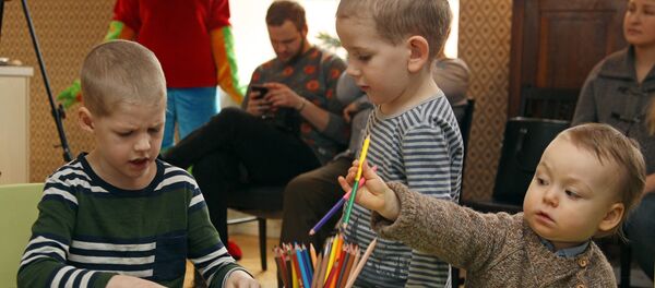 Дискуссия о детской еде - Sputnik Латвия