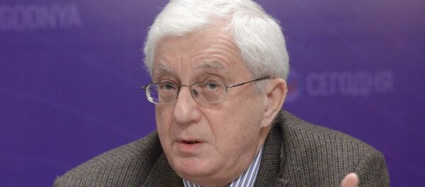 Круглый стол на тему: Перезагрузка, ставшая перегрузкой: российско-американские отношения на современном этапе, Сергей Большаков - Sputnik Латвия