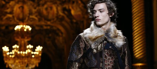 Неделя мужской моды в Париже 2016 Неделя мужской моды в Париже 2016 - Sputnik Латвия