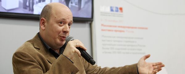 Писатель Слава Сэ встречается с читателями на Латвийской книжной ярмарке - Sputnik Латвия