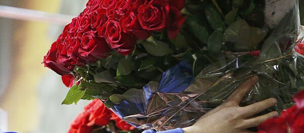 Большой букет роз - Sputnik Латвия