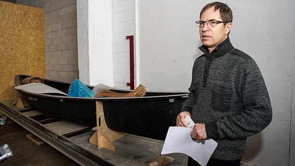 Агрис Петерсонс рассказывает о технологиях производства лодок Агрис Петерсонс рассказывает о технологиях производства лодок - Sputnik Латвия