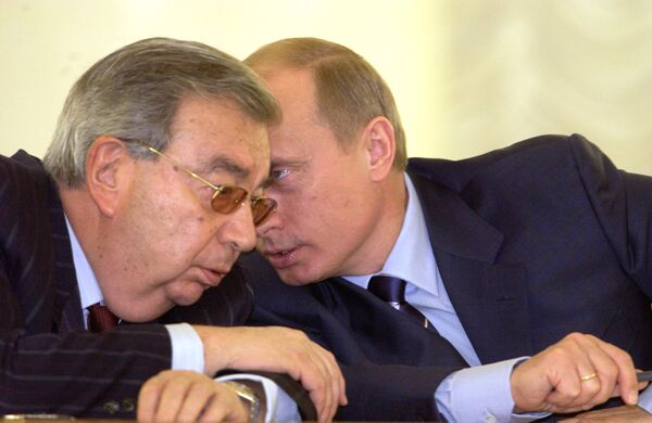 Евгений Примаков и Владимир Путин (слева направо), архивное фото - Sputnik Латвия