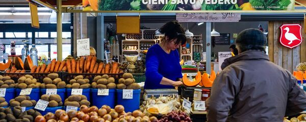 Dārzeņu paviljons Rīgas Centrāltirgū Dārzeņu paviljons Rīgas Centrāltirgū - Sputnik Latvija