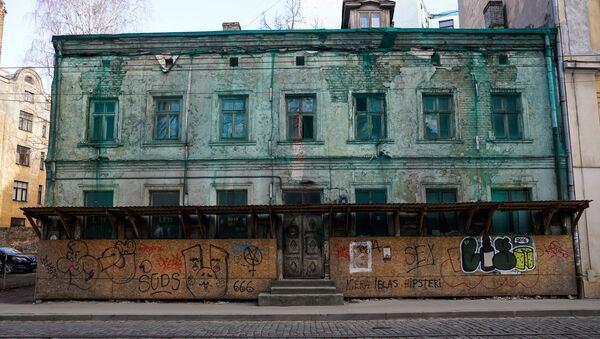 Аварийный дом на улице Миера - Sputnik Латвия