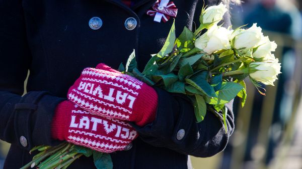 Участница Марша легионеров в Риге - Sputnik Латвия