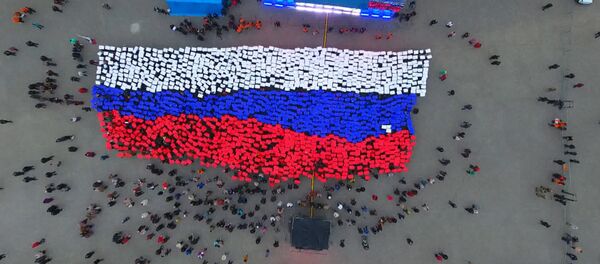 Живой флаг России в Севастополе - Sputnik Латвия