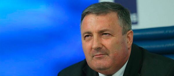 Александр Перенджиев, доцент кафедры политологии и социологии РЭУ имени Плеханова - Sputnik Латвия