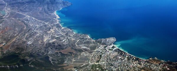 Вид на город Судак из самолёта - Sputnik Латвия