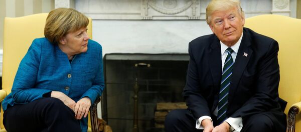 Angela Merkele ar Donaldu Trampu Angela Merkele ar Donaldu Trampu - Sputnik Latvija