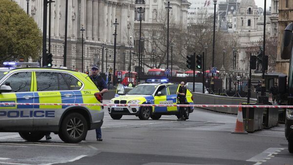 Полиция на месте нападения в Лондоне - Sputnik Latvija