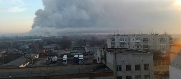 Harkovas apgabalā deg armijas noliktava Harkovas apgabalā deg armijas noliktava - Sputnik Latvija