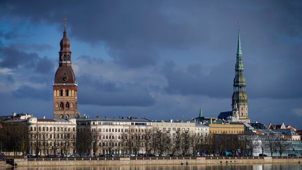 Башня Домского собора и Церковь Петра, вид на Старый город - Sputnik Латвия